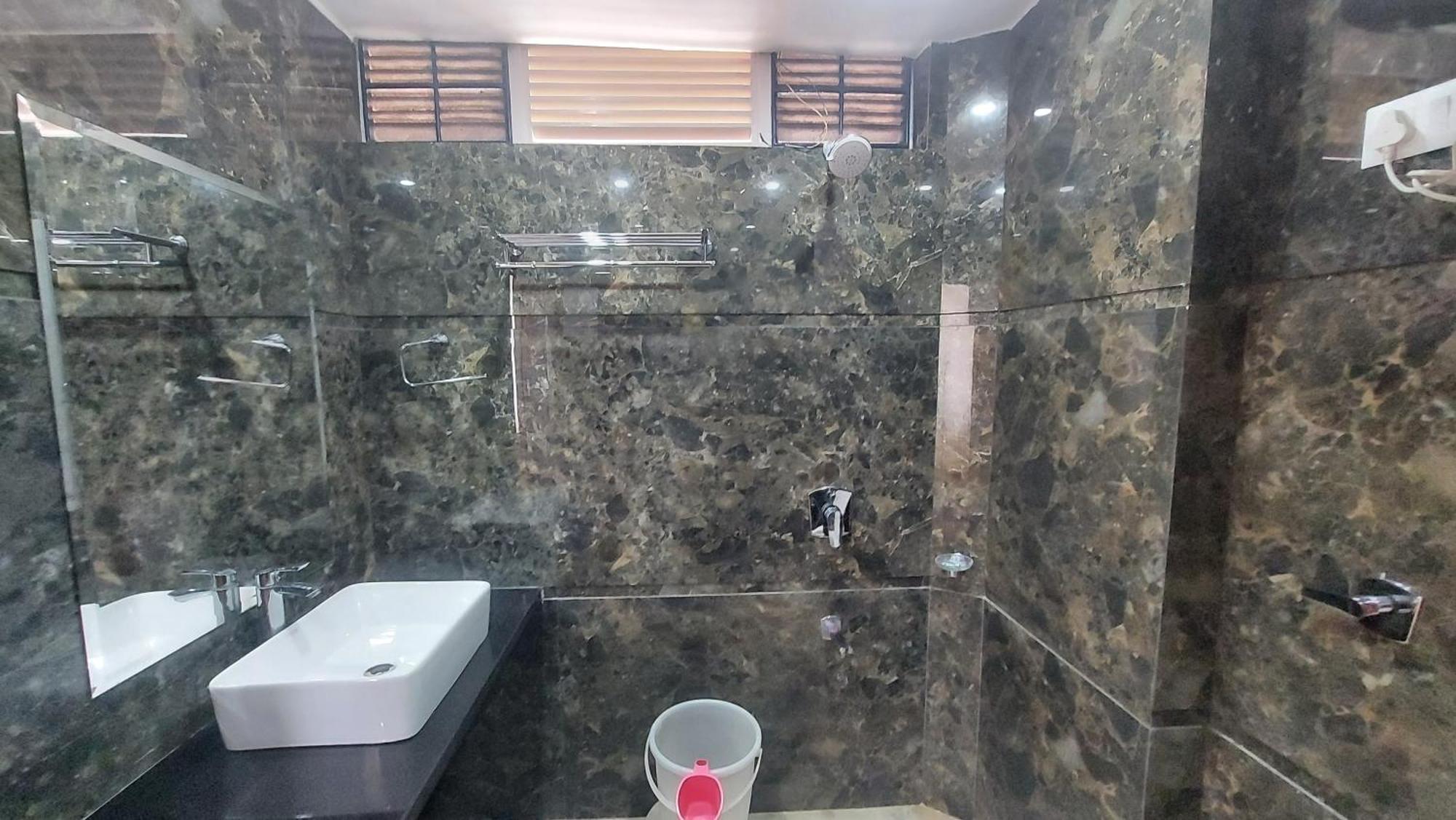 Hotel India House Dharamsala Zewnętrze zdjęcie